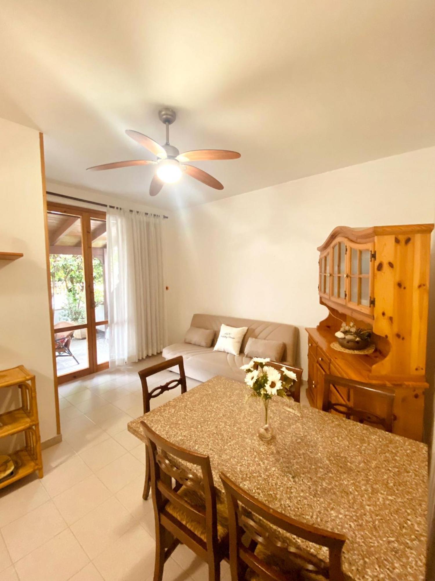 Adv Holiday House - Casa Vacanze Сан-Катальдо Экстерьер фото